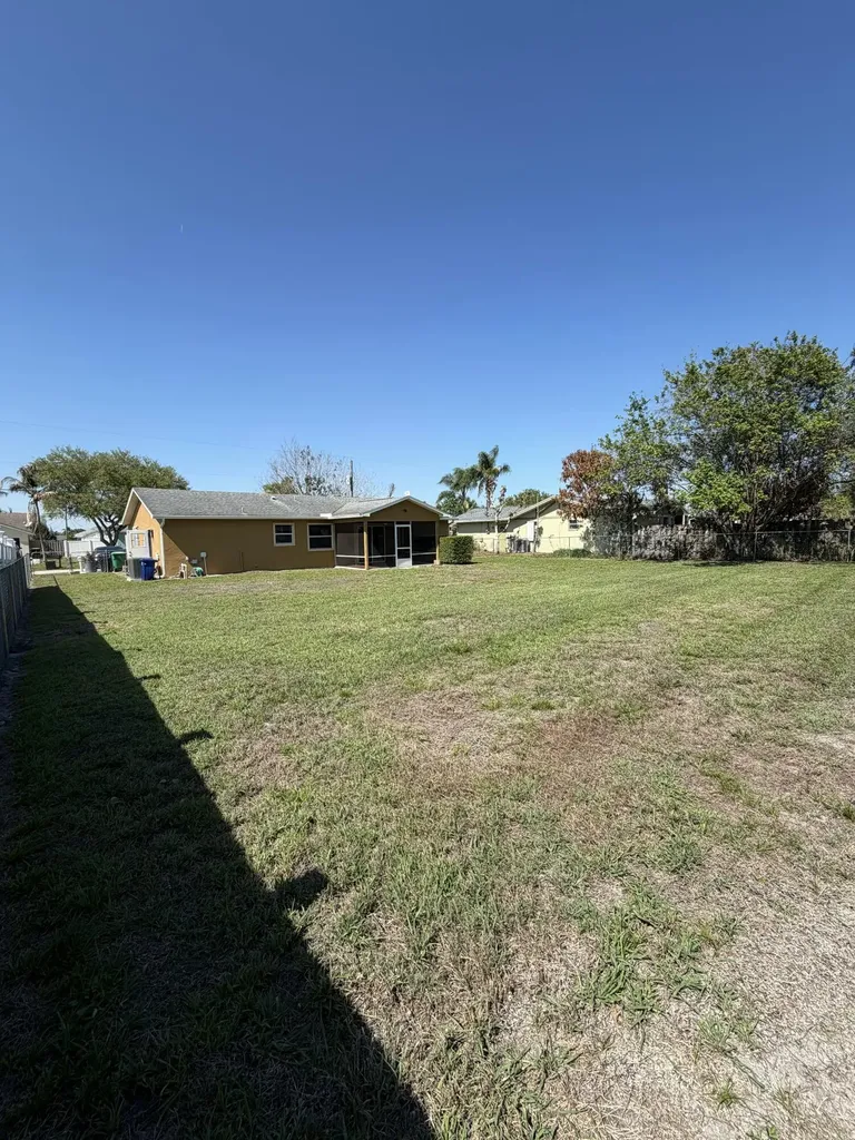 286 SW Christmas Terrace Port St Lucie FL 34984