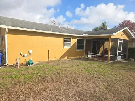 286 SW Christmas Terrace Port St Lucie FL 34984
