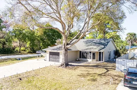 2890 1st Place Vero Beach FL 32968