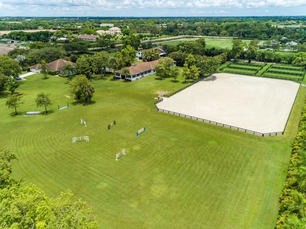 5656 South Shore Boulevard Wellington FL 33449
