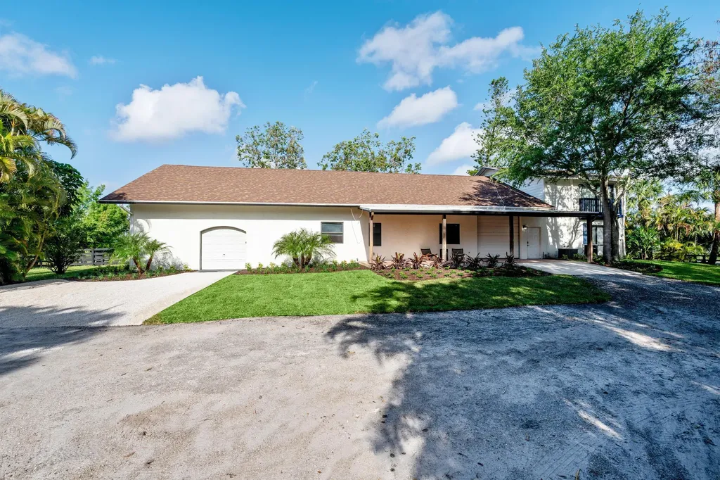 5656 South Shore Boulevard Wellington FL 33449