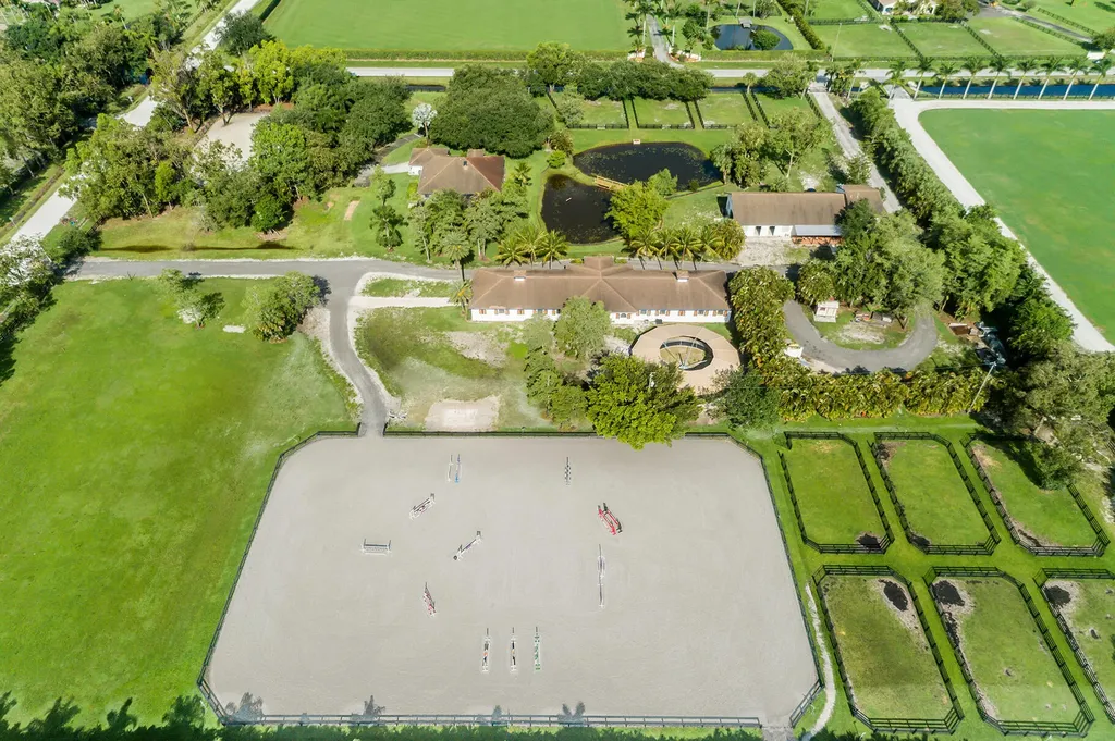 5656 South Shore Boulevard Wellington FL 33449