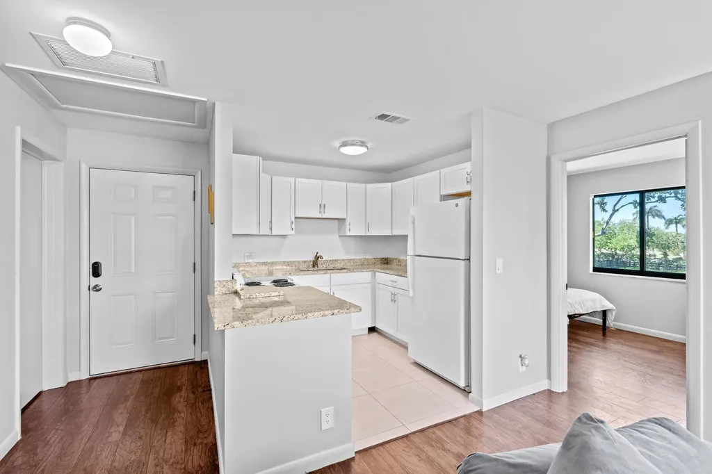 5656 South Shore Boulevard Wellington FL 33449