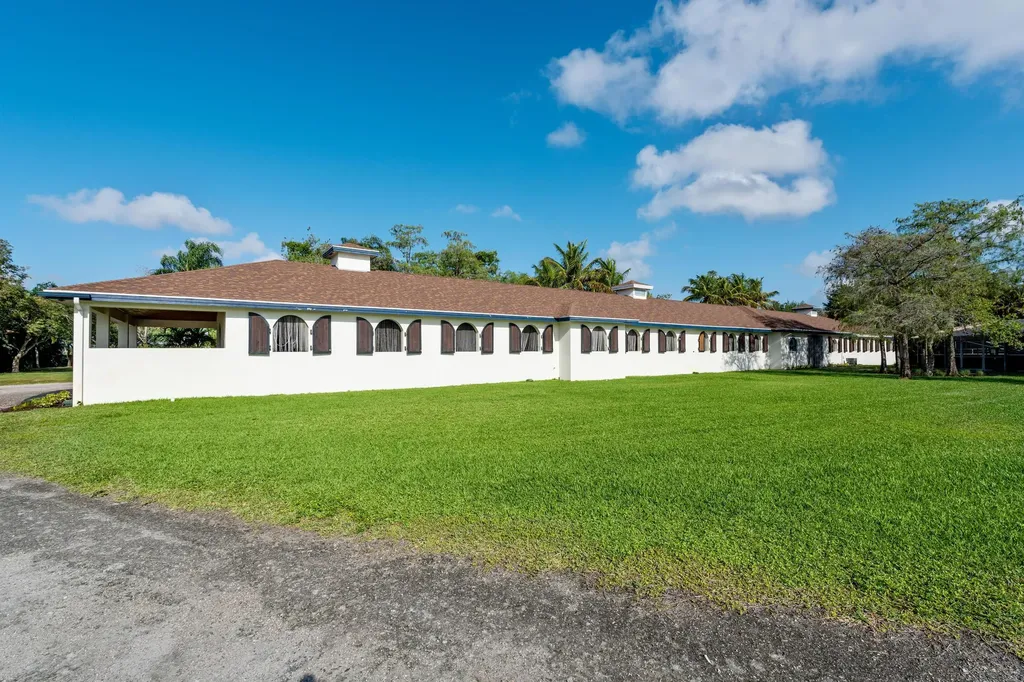 5656 South Shore Boulevard Wellington FL 33449