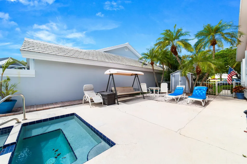 2370 Saratoga Bay Drive West Palm Beach FL 33409