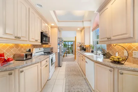 2370 Saratoga Bay Drive West Palm Beach FL 33409