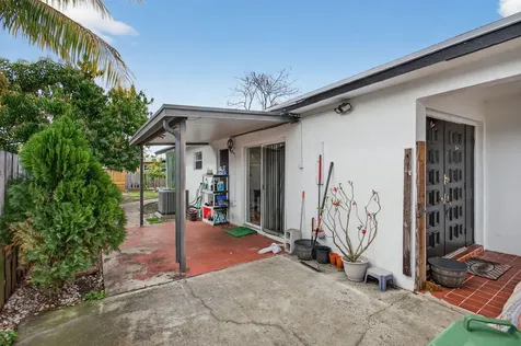 415 SW 61st Terrace Margate FL 33068
