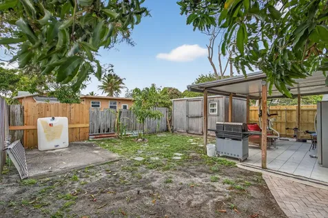 415 SW 61st Terrace Margate FL 33068