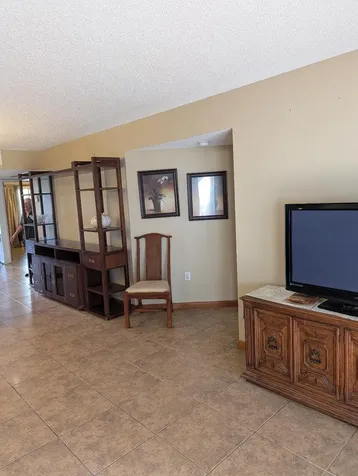 800 SW 137th Avenue Pembroke Pines FL 33027