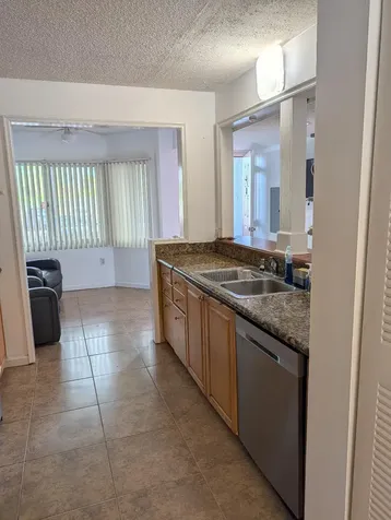 800 SW 137th Avenue Pembroke Pines FL 33027