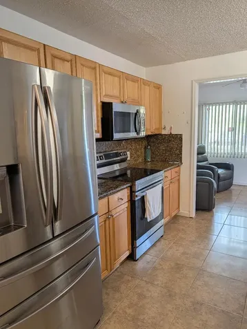 800 SW 137th Avenue Pembroke Pines FL 33027