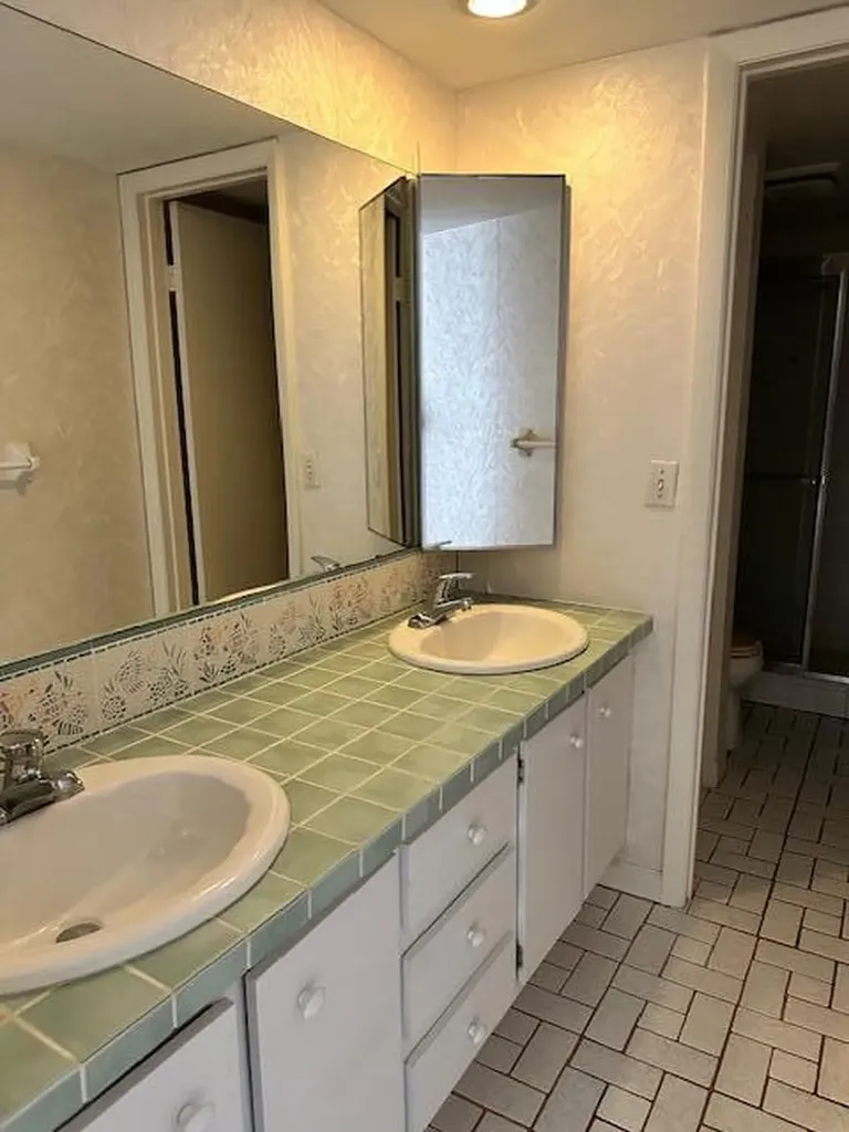 417 Arabian Road Palm Springs FL 33461