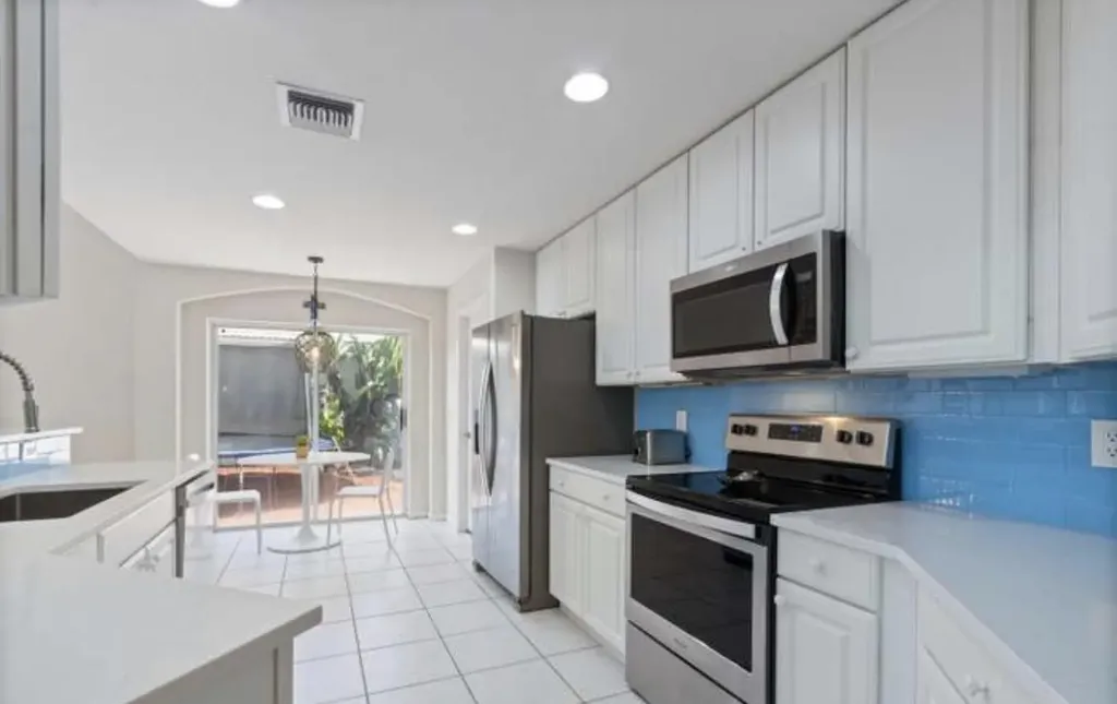 23426 Alzira Circle Boca Raton FL 33433