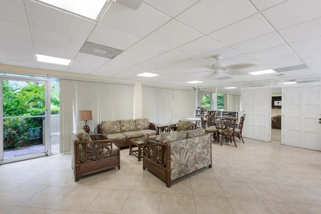 950 Ponce De Leon Road Boca Raton FL 33432