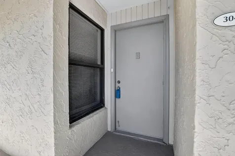 11 Royal Palm Way Boca Raton FL 33432