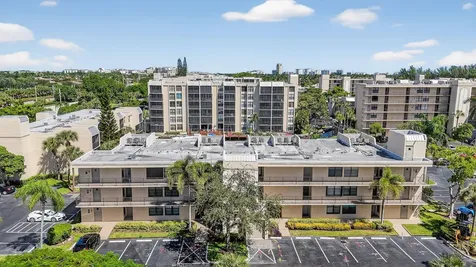 11 Royal Palm Way Boca Raton FL 33432