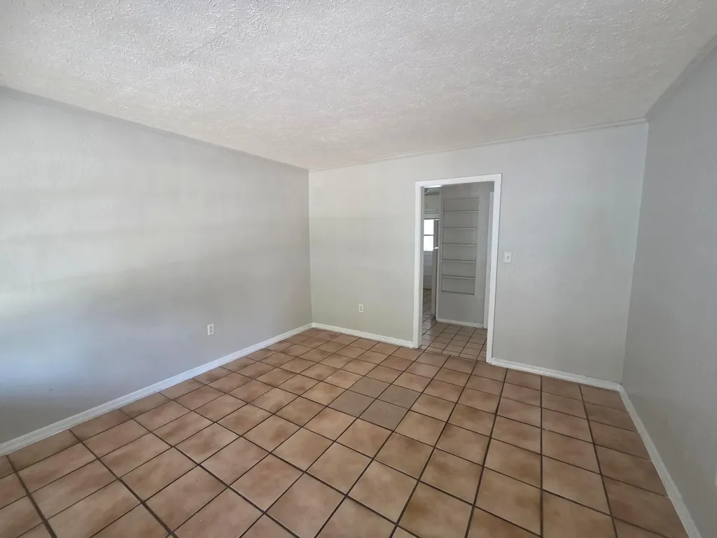1111 N 21st Street Fort Pierce FL 34950