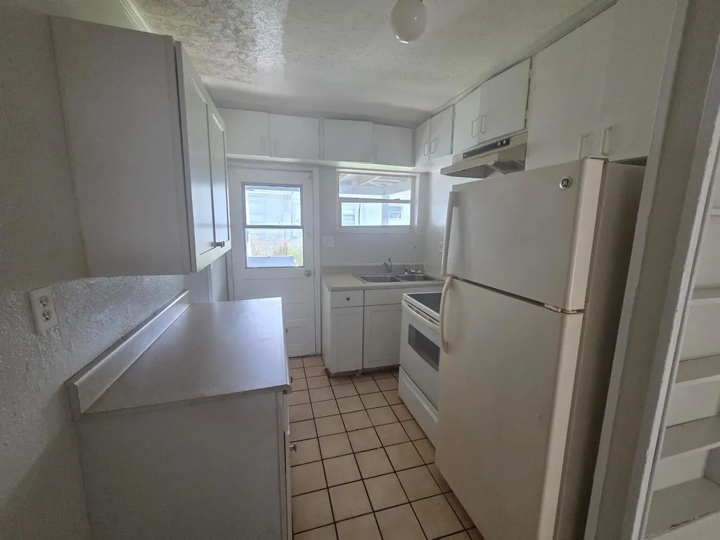 1111 N 21st Street Fort Pierce FL 34950