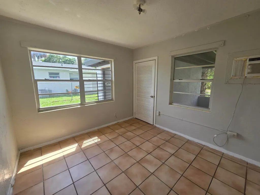 1111 N 21st Street Fort Pierce FL 34950