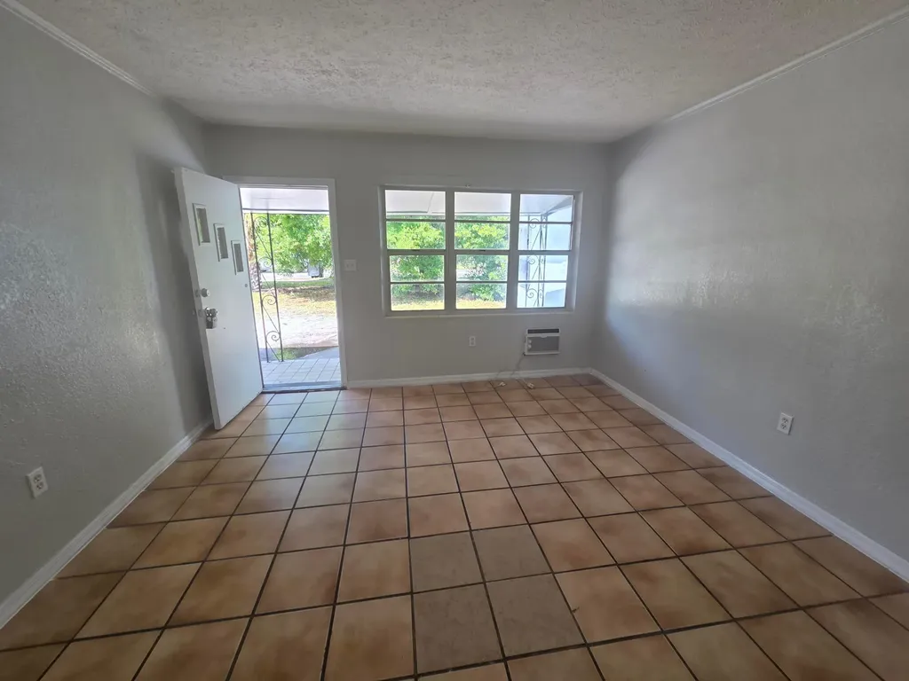 1111 N 21st Street Fort Pierce FL 34950