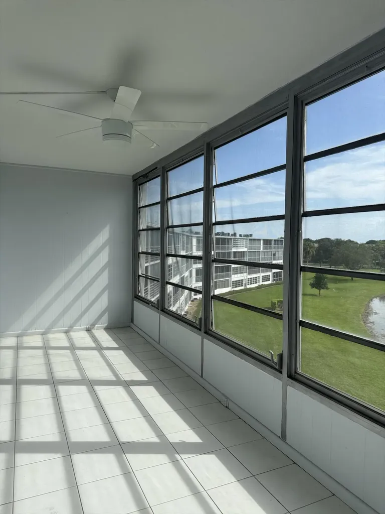 4085 Cornwall E Boca Raton FL 33434
