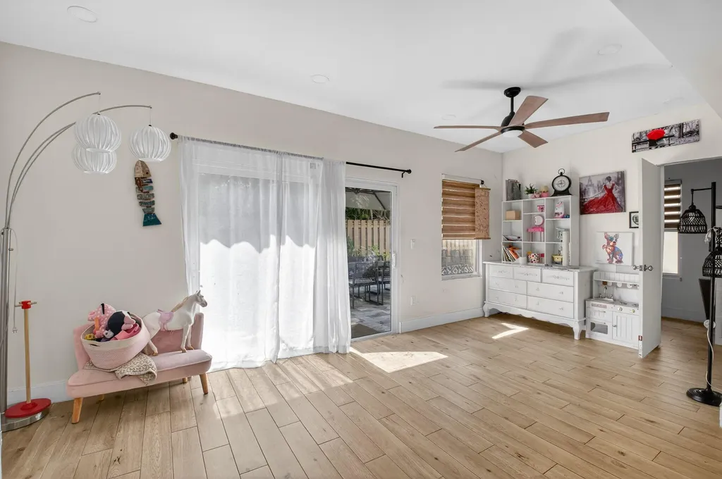 21724 Little Bear Way Boca Raton FL 33428