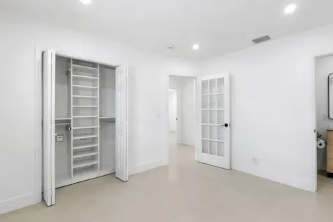 6573 Eaton Street Hollywood FL 33024