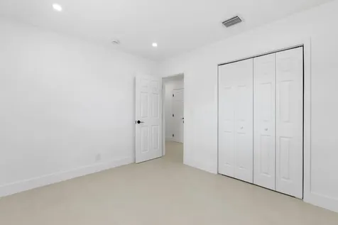 6573 Eaton Street Hollywood FL 33024