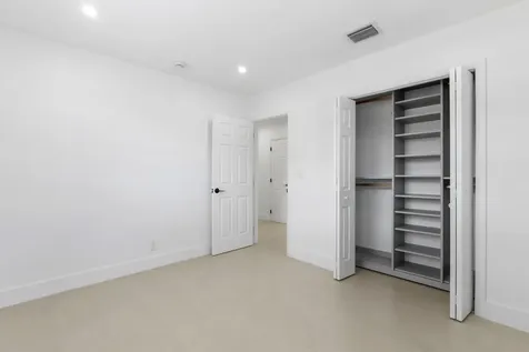 6573 Eaton Street Hollywood FL 33024