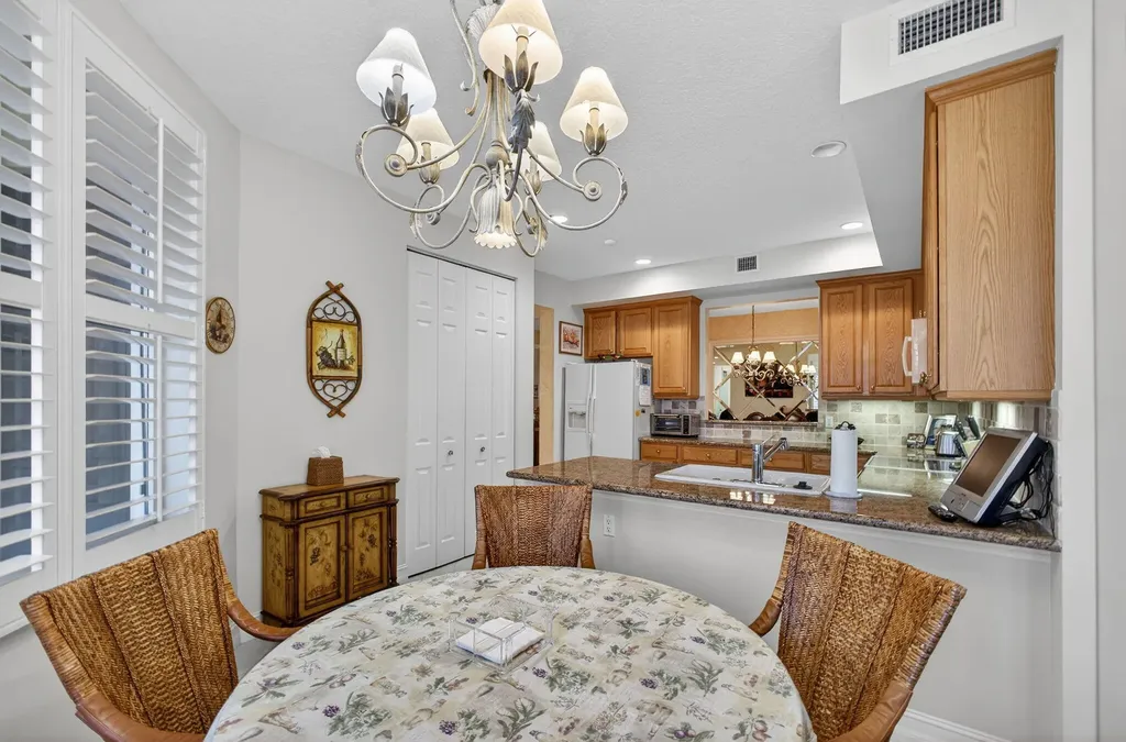 113 Palm Point Circle Palm Beach Gardens FL 33418