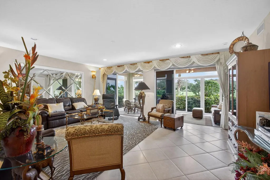 113 Palm Point Circle Palm Beach Gardens FL 33418