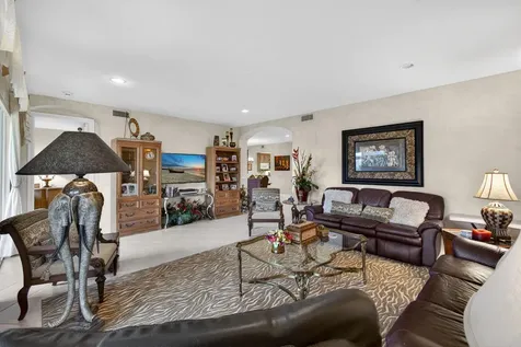 113 Palm Point Circle Palm Beach Gardens FL 33418