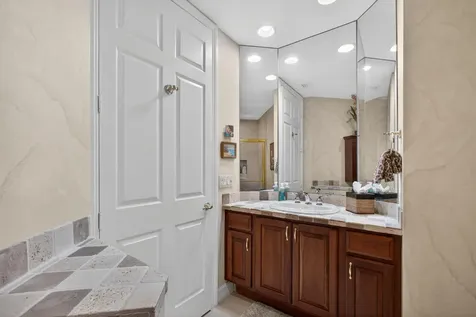 113 Palm Point Circle Palm Beach Gardens FL 33418