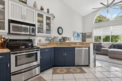 5005 NW 95th Drive Coral Springs FL 33076