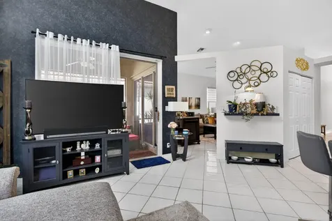 5005 NW 95th Drive Coral Springs FL 33076