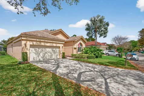 5005 NW 95th Drive Coral Springs FL 33076