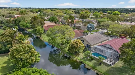 5005 NW 95th Drive Coral Springs FL 33076