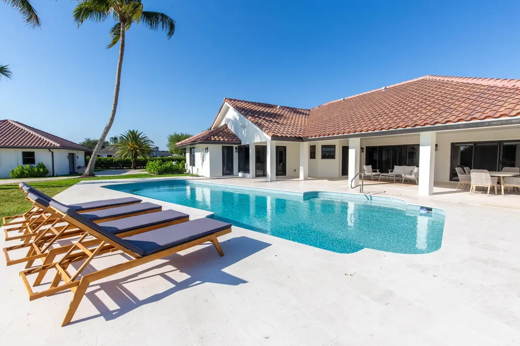 2184 Appaloosa Trail Wellington FL 33414