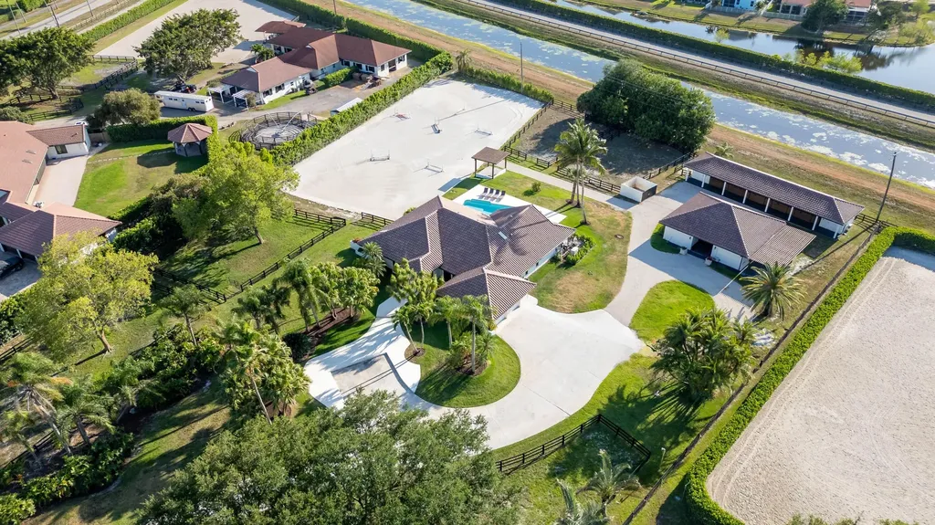 2184 Appaloosa Trail Wellington FL 33414