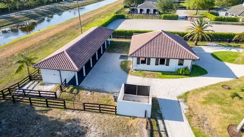 2184 Appaloosa Trail Wellington FL 33414
