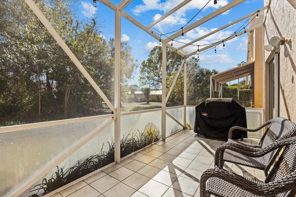 272 Live Oaks Lane Jupiter FL 33458
