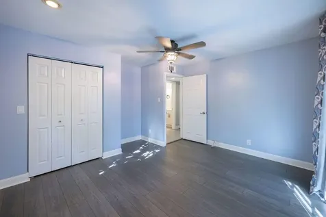 902 NE 34th Street Oakland Park FL 33334