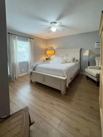 902 NE 34th Street Oakland Park FL 33334