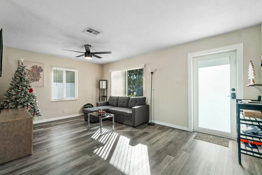 119 SE 5th Street Delray Beach FL 33483