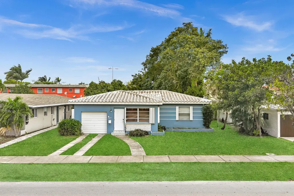 1845 Sherman Street Hollywood FL 33020