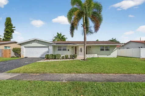 4451 NW 7th Street Coconut Creek FL 33066