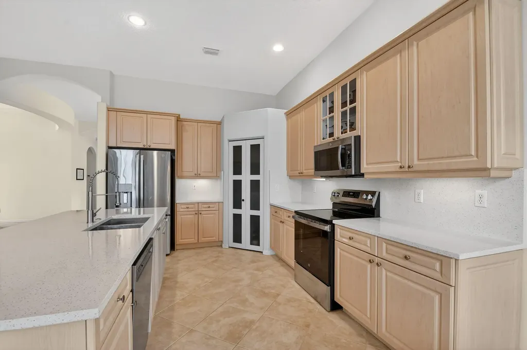 7387 Morocca Lake Drive Delray Beach FL 33446