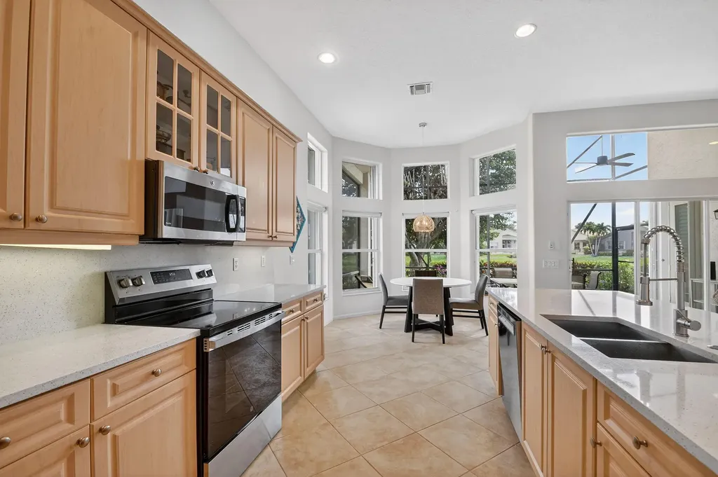 7387 Morocca Lake Drive Delray Beach FL 33446