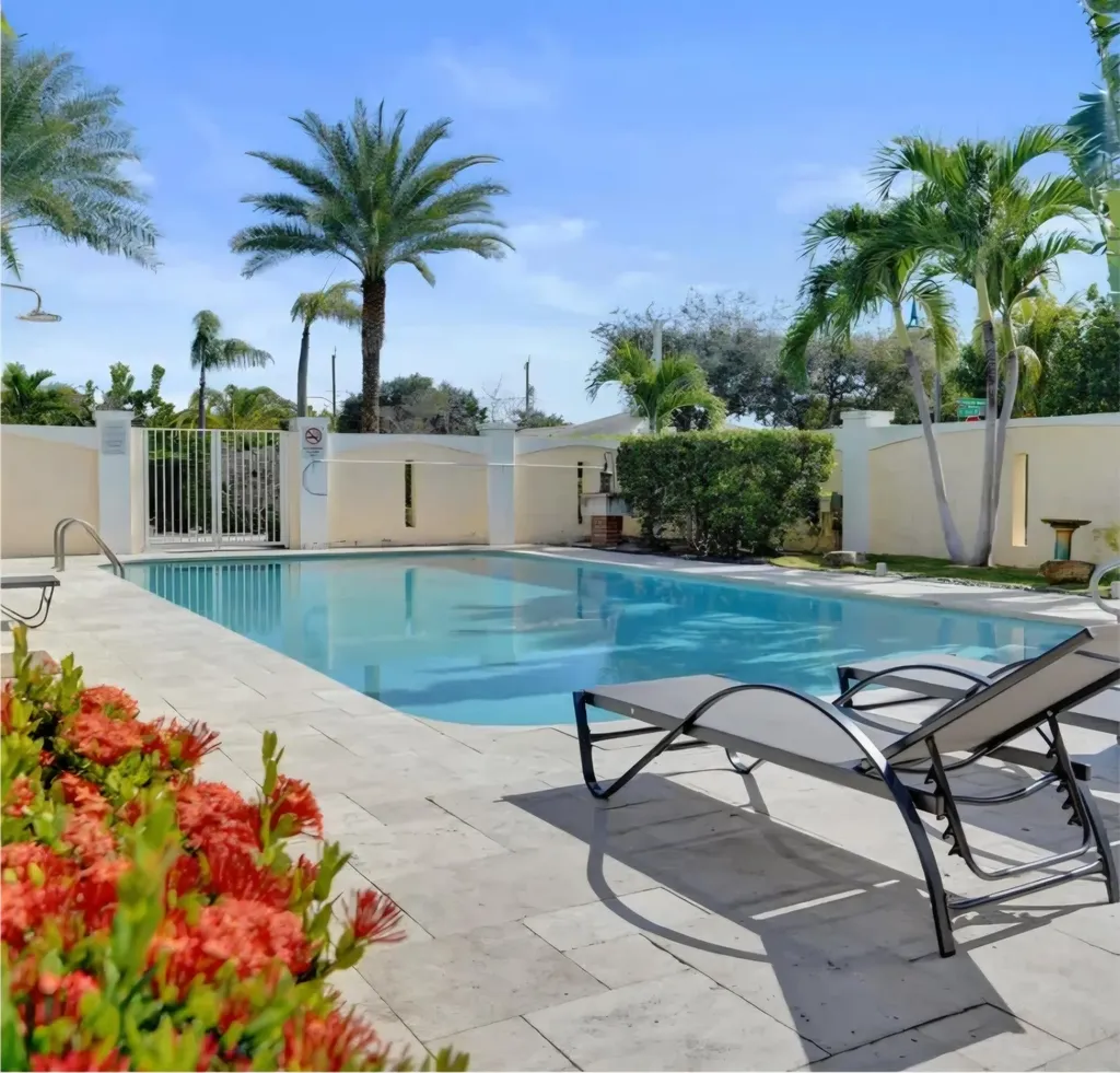 911 N Federal Highway Lake Worth Beach FL 33460