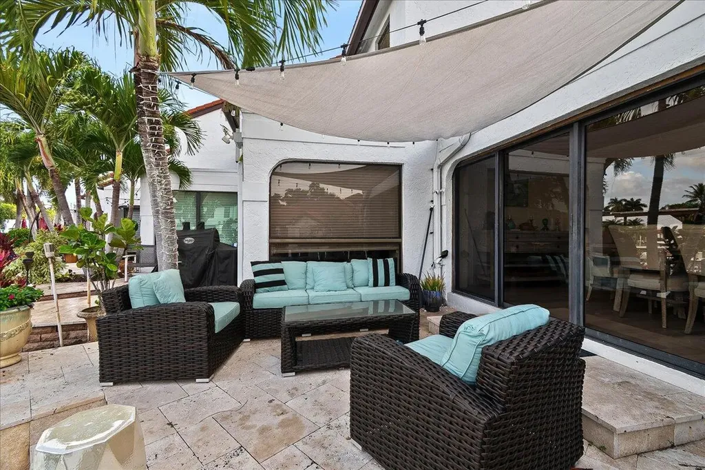 2359 Treasure Isle Drive Palm Beach Gardens FL 33410